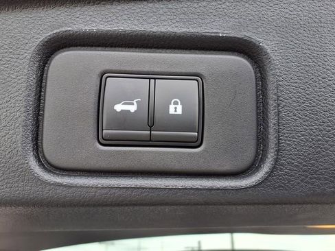 Used 2025 Nissan Pathfinder Platinum w/ Cargo Package image 20