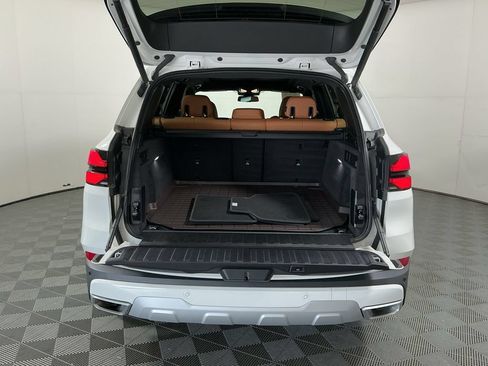 Certified 2024 BMW X5 xDrive40i w/ Premium Package AWD/4WD image 28