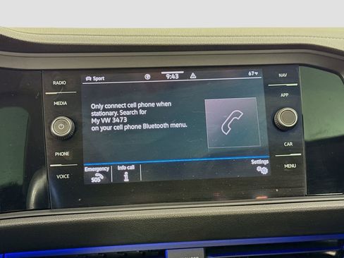 Used 2021 Volkswagen Jetta SEL Premium image 38