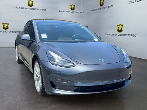Used 2022 Tesla Model 3 Standard Range RWD image 7