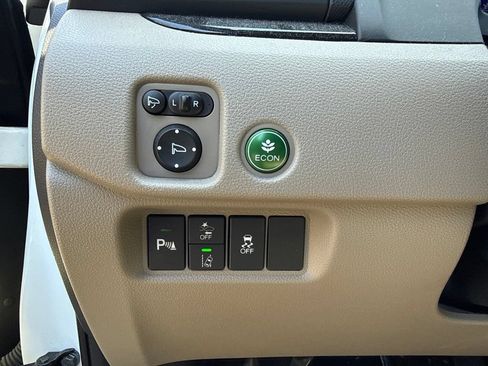 Used 2019 Honda Pilot Elite image 18