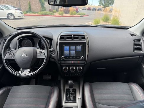 Used 2024 Mitsubishi Outlander Sport AWD image 14