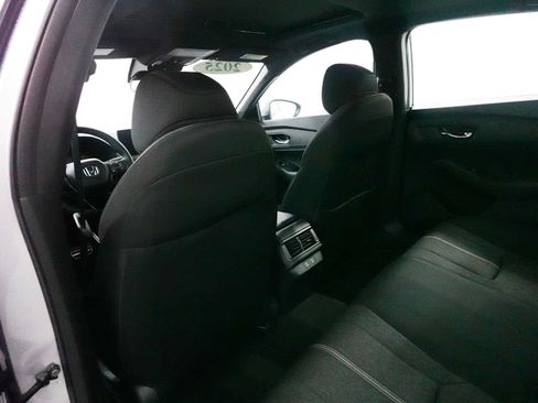 Used 2025 Honda Accord Sport image 28