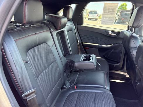 Used 2024 Ford Escape ST-Line w/ Tech Pack #1 AWD/4WD image 14