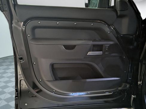 New 2026 Land Rover Defender 110 S AWD/4WD image 11