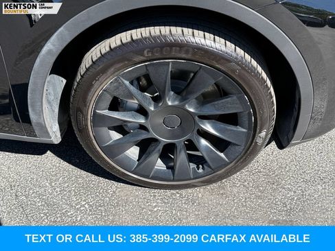 Used 2023 Tesla Model Y Long Range AWD/4WD image 14