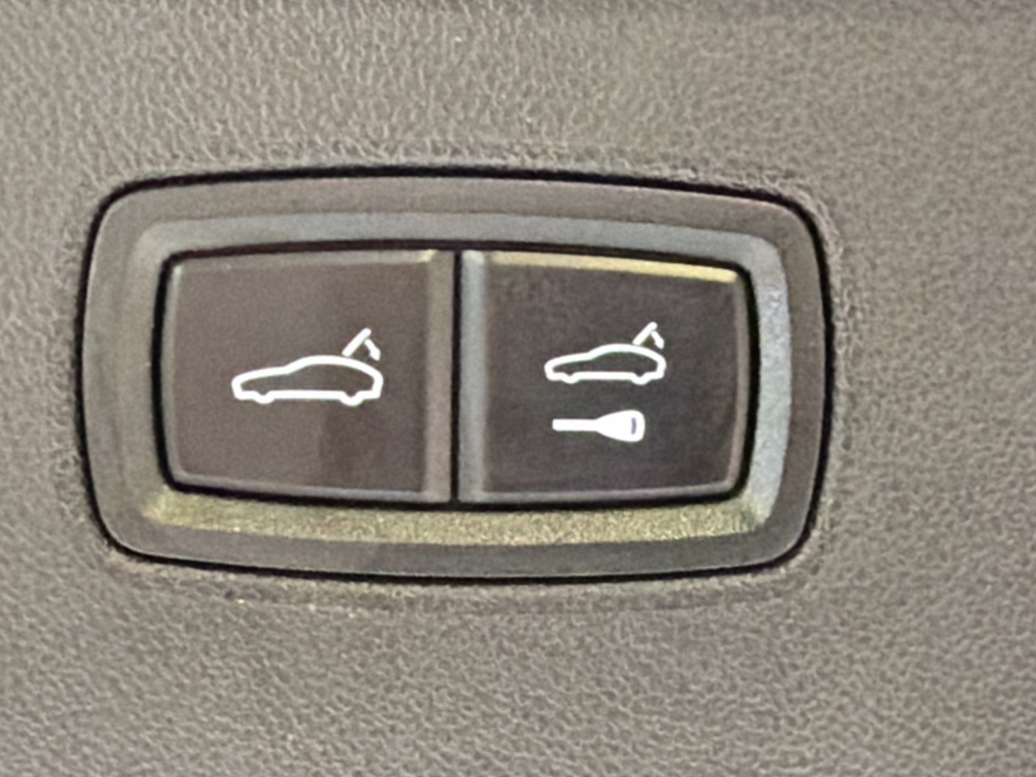 Certified 2023 Porsche Cayenne AWD/4WD image 14