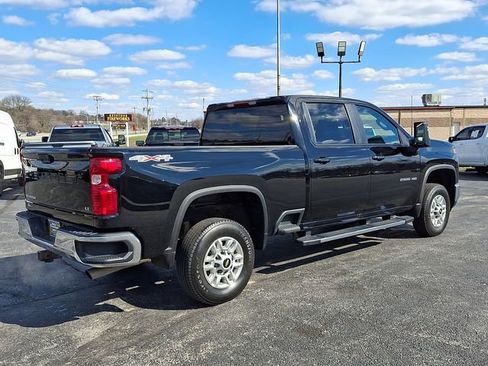Used 2025 Chevrolet Silverado 2500 LT w/ Convenience Package AWD/4WD image 7