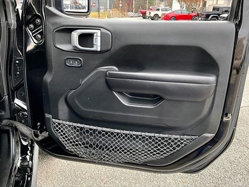 Used 2021 Jeep Wrangler Unlimited Islander image 25