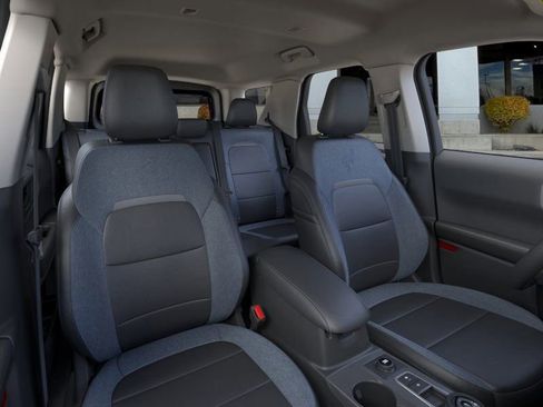 New 2025 Ford Bronco Sport Outer Banks w/ Outer Banks Tech Package+ AWD/4WD image 10