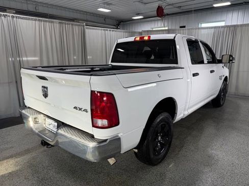 Used 2019 RAM 1500 Tradesman w/ Chrome Appearance Group AWD/4WD image 4