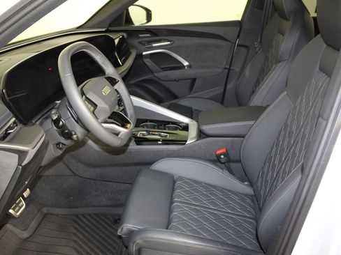 Used 2025 Audi SQ5 Premium Plus image 5