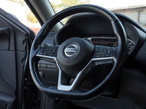 Used 2021 Nissan Sentra SV image 21