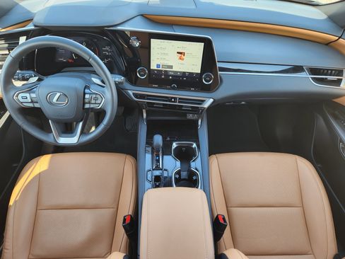 Certified 2025 Lexus RX 350 FWD w/ Technology Package image 31