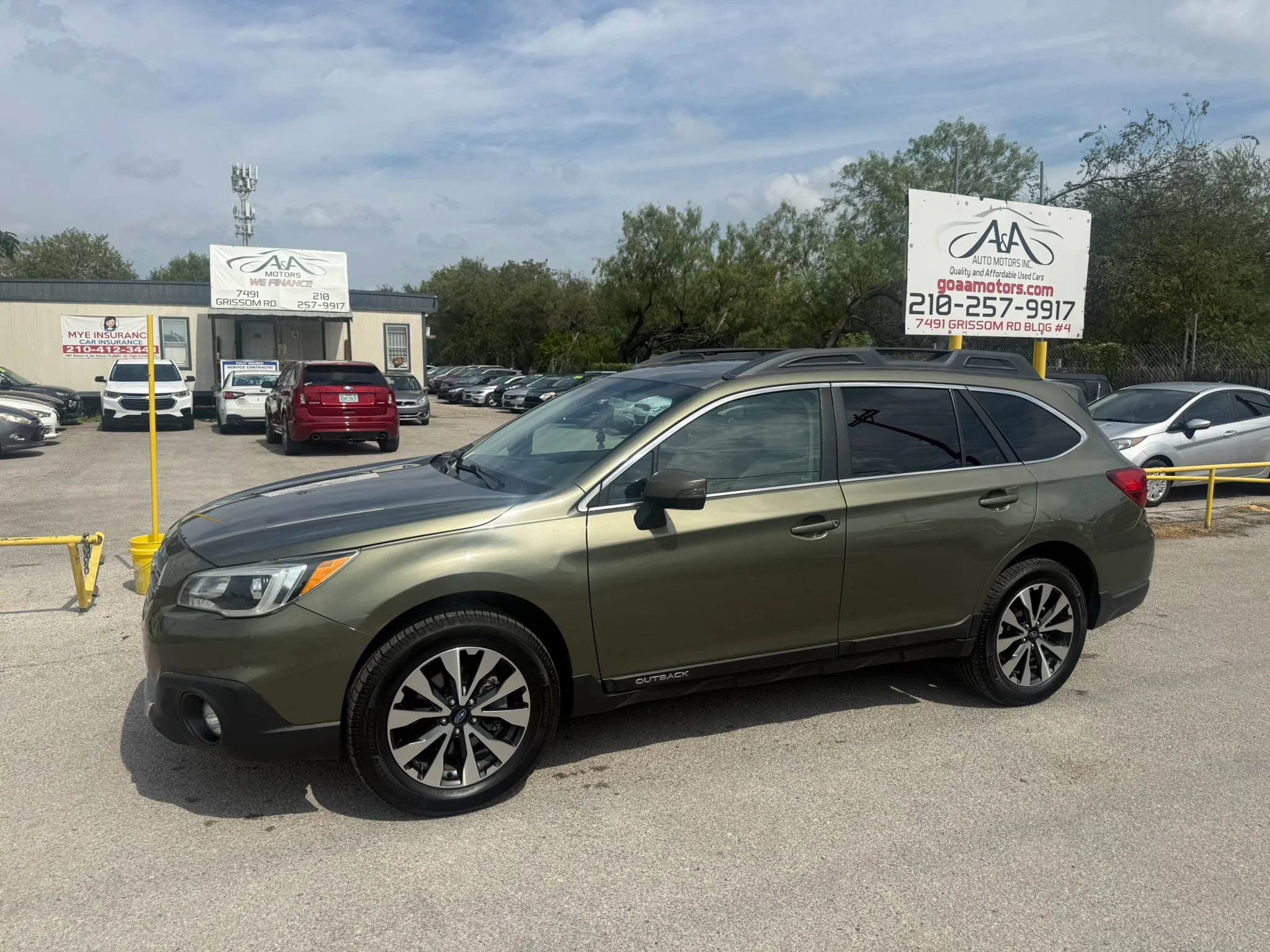 Used 2017 Subaru Outback 2.5i Limited AWD/4WD image 4