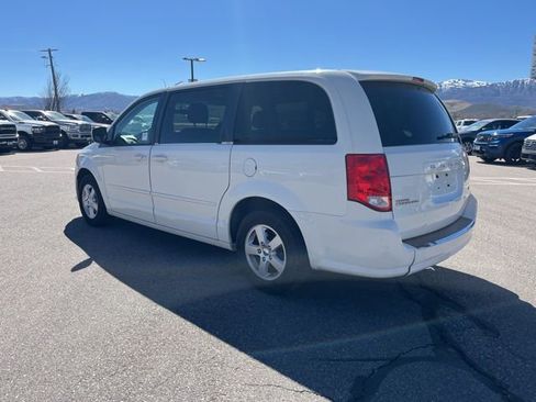 Used 2013 Dodge Grand Caravan SXT image 5