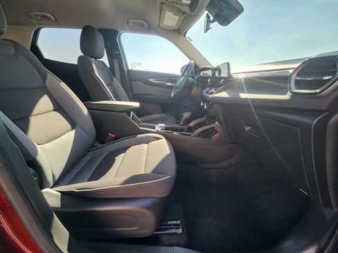 Used 2024 Chevrolet TrailBlazer LT w/ Driver Confidence Package image 19