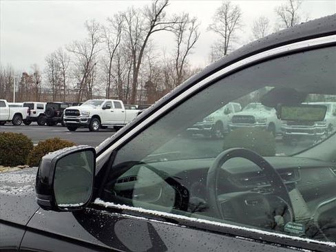 Certified 2022 Jeep Grand Cherokee L Limited w/ Luxury Tech Group II image 26