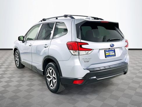 Used 2019 Subaru Forester Premium w/ Popular Package #1 AWD/4WD image 5