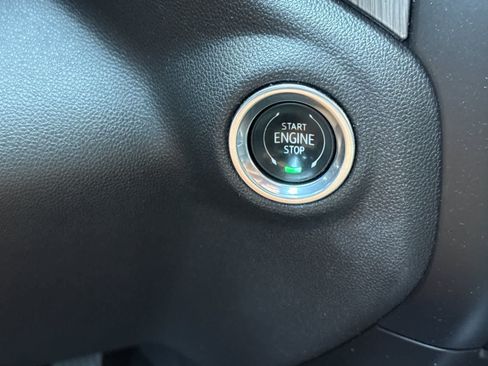 Used 2019 GMC Sierra 1500 Denali AWD/4WD image 22