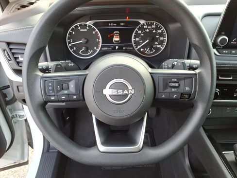 Used 2023 Nissan Rogue S image 20