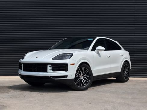 Certified 2026 Porsche Cayenne Coupe AWD/4WD image 1