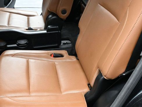 Used 2018 Toyota Highlander Limited Platinum image 25