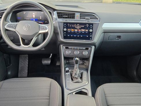 Used 2024 Volkswagen Tiguan S image 18