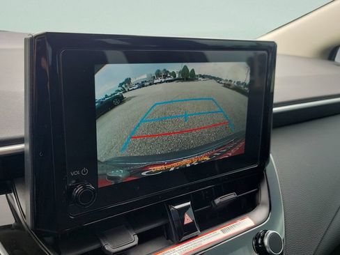 Certified 2025 Toyota Corolla LE w/ Convenience Package FWD image 17