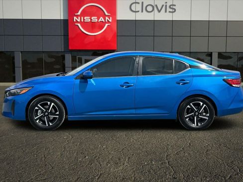 Used 2025 Nissan Sentra SV FWD image 6
