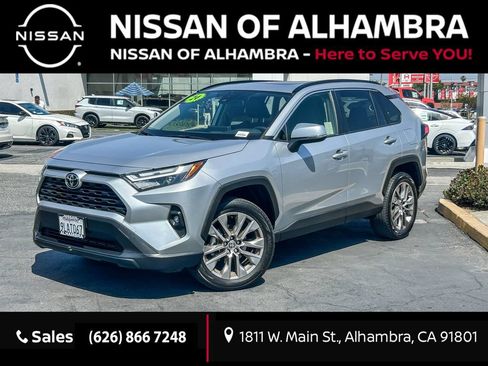 Used 2024 Toyota RAV4 XLE Premium FWD image 1