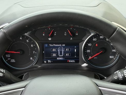 Used 2023 Chevrolet Equinox LT FWD image 16