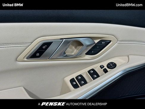 Used 2019 BMW 330i Sedan w/ Convenience Package image 3