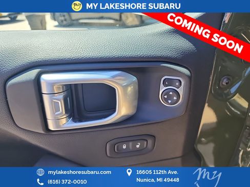 Used 2023 Jeep Wrangler Unlimited Sahara w/ LED Lighting Group AWD/4WD image 10