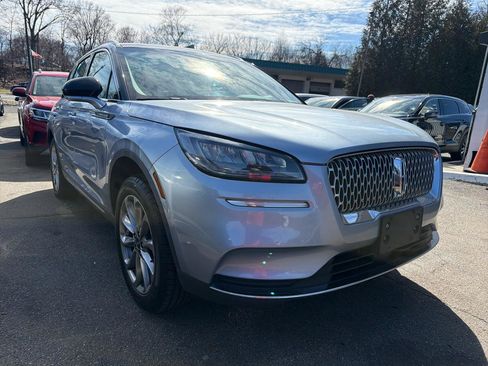 Used 2022 Lincoln Corsair Standard AWD w/ Premium Package image 3