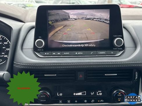 Used 2023 Nissan Rogue SV image 18