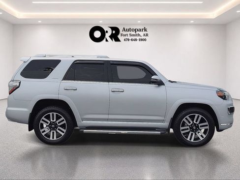 Used 2020 Toyota 4Runner Limited AWD/4WD image 6