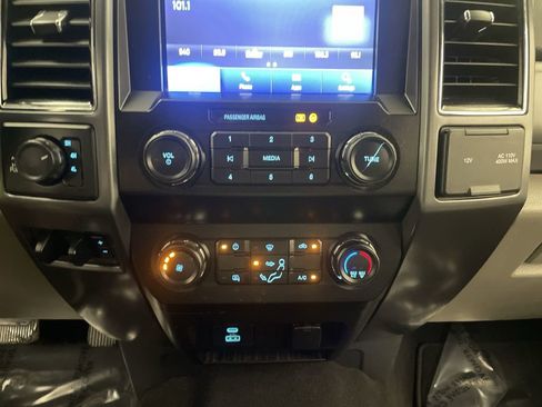 Used 2022 Ford F250 XLT w/ FX4 Off-Road Package AWD/4WD image 10