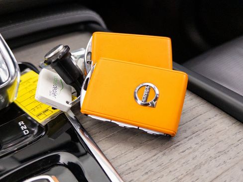 Used 2022 Volvo XC90 T8 Inscription w/ Advanced Package image 37