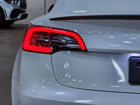 Used 2022 Tesla Model 3 Performance image 20