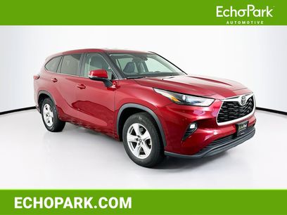 Used 2023 Toyota Highlander LE