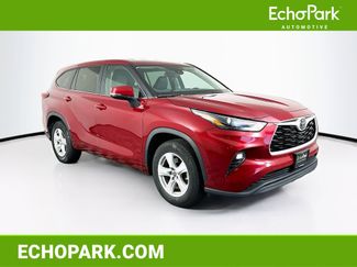 Used 2023 Toyota Highlander LE video 1