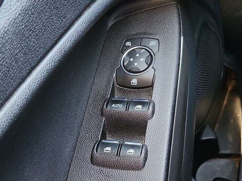 Used 2021 Ford EcoSport Titanium image 17