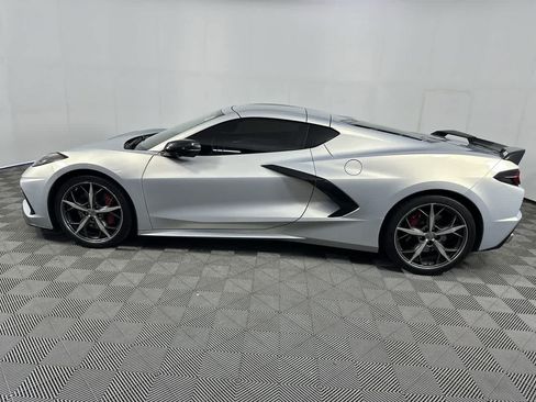 Used 2021 Chevrolet Corvette Stingray Premium Cpe w/ Z51 Performance Package RWD image 23