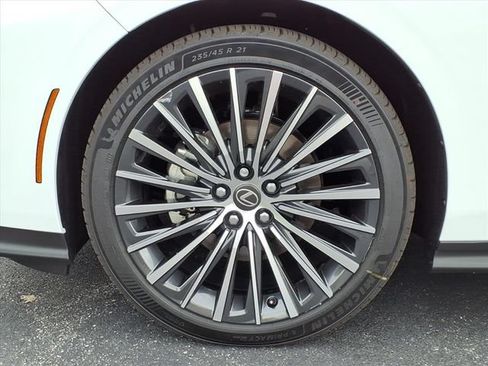 New 2026 Lexus ES 350e FWD image 11