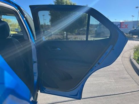 Used 2024 Chevrolet Equinox Premier image 25