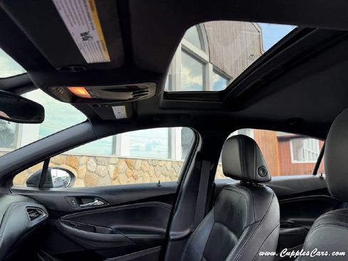 Used 2018 Chevrolet Cruze Premier w/ Premier True North Edition FWD image 7