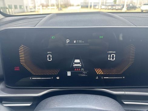 Used 2026 Kia Sportage EX w/ EX Panorama Roof Package image 14