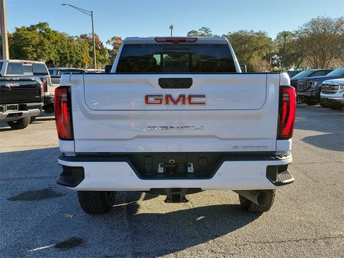 New 2026 GMC Sierra 2500 Denali w/ Denali Reserve Package image 5
