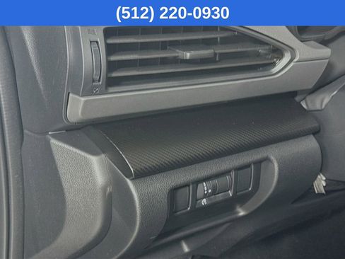 Certified 2025 Subaru Crosstrek 2.0i Premium image 11